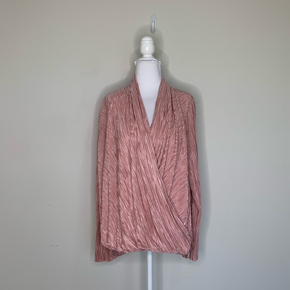 M1‎ Anthropologie Women Small Romantic Mauve Pink Plisse Wrap Blouse